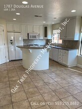 1787 Douglas Ave in Clovis, CA - Building Photo - Building Photo