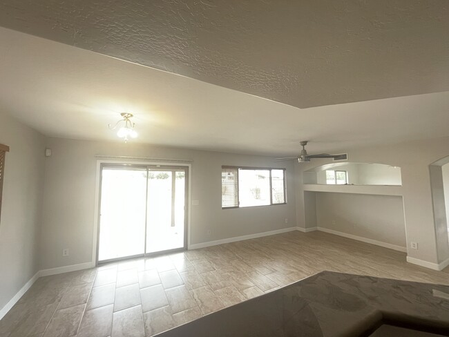 11382 W Buchanan St in Avondale, AZ - Building Photo - Building Photo