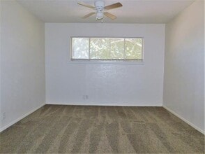401 Betchan Dr in Lake Dallas, TX - Building Photo - Building Photo