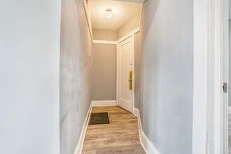 1707 W Wallen Ave in Chicago, IL - Building Photo - Building Photo