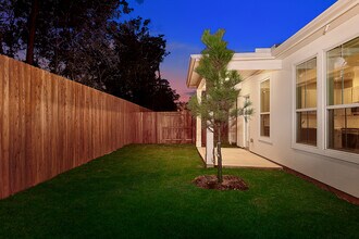 Boardwalk Village in Conroe, TX - Foto de edificio - Building Photo