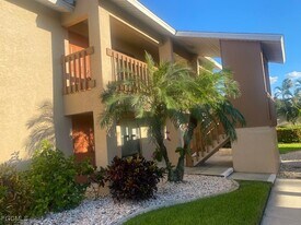 15390 Moonraker Ct in North Fort Myers, FL - Building Photo