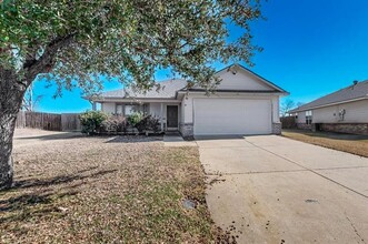 523 Oxford Loop in Princeton, TX - Building Photo - Building Photo