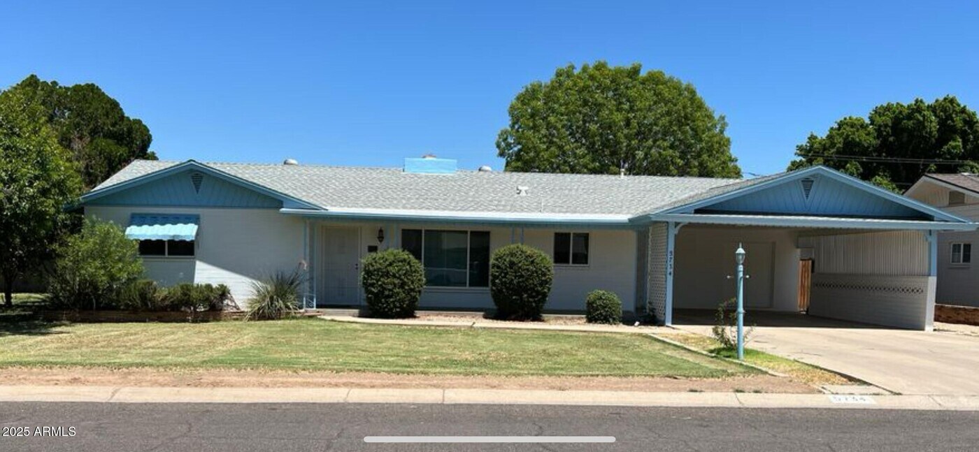5734 W Belmont Ave in Glendale, AZ - Building Photo