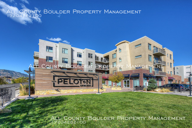 3301 Arapahoe Ave-Unit -207 in Boulder, CO - Building Photo - Building Photo