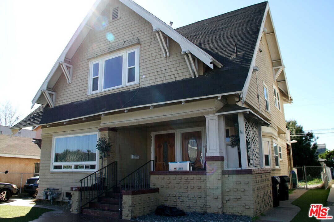 4051 Normandie Ave in Los Angeles, CA - Building Photo