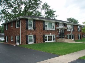 17510 S Ridegland Apartments