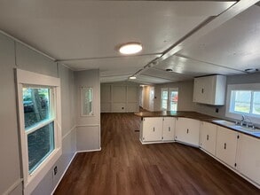 17005 Fiala Dr in South Chesterfield, VA - Building Photo - Building Photo