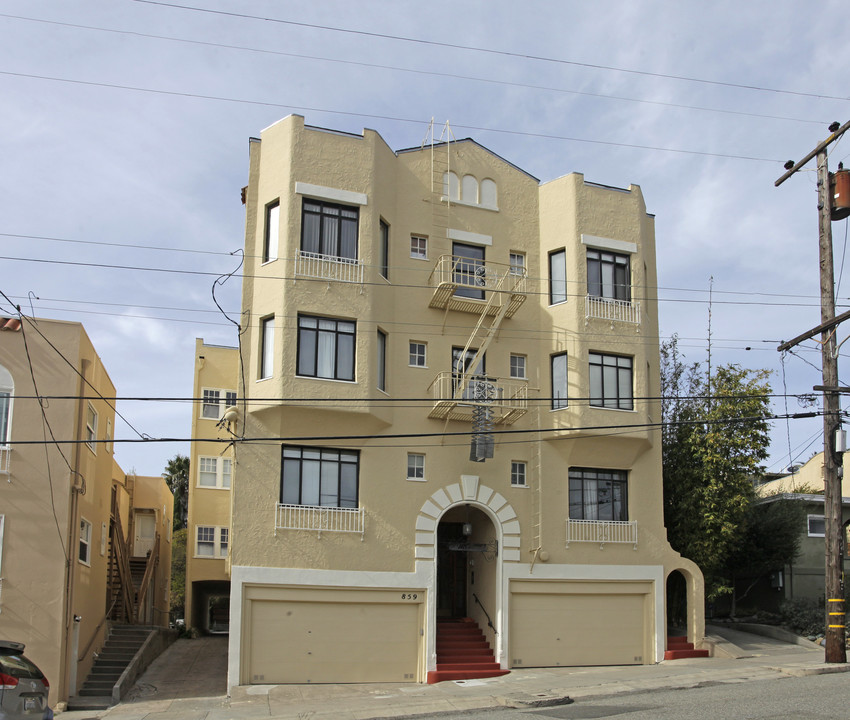 The Millard in Oakland, CA - Foto de edificio