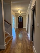 2041 Mendenhall Cir in Atlanta, GA - Building Photo - Building Photo