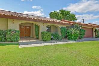 79825 Camelback Dr in Bermuda Dunes, CA - Building Photo - Building Photo