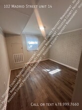 102 Madrid St in Warner Robins, GA - Building Photo - Building Photo