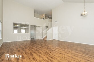 223 Thoroughbred St in Waxahachie, TX - Foto de edificio - Building Photo