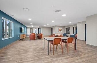 Emri Apartments in Dubuque, IA - Foto de edificio - Building Photo