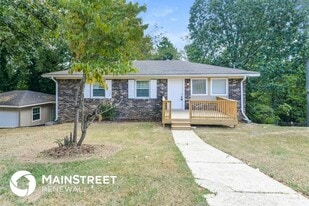 453 19th Terrace NE in Center Point, AL - Building Photo