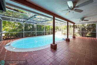 2218 Wilson St in Hollywood, FL - Building Photo - Building Photo