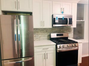 1502 W 17th St in Chicago, IL - Building Photo - Building Photo