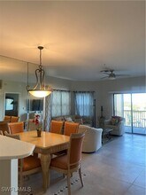 210 Vintage Cir in Naples, FL - Building Photo - Building Photo