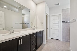 7041 Hayes Horizon in Live Oak, TX - Building Photo - Building Photo