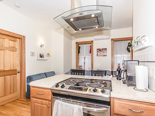 68 Myrtle St, Unit 3 in Boston, MA - Building Photo - Building Photo