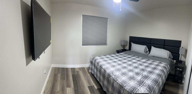 4760 Voltaire St in San Diego, CA - Building Photo - Building Photo