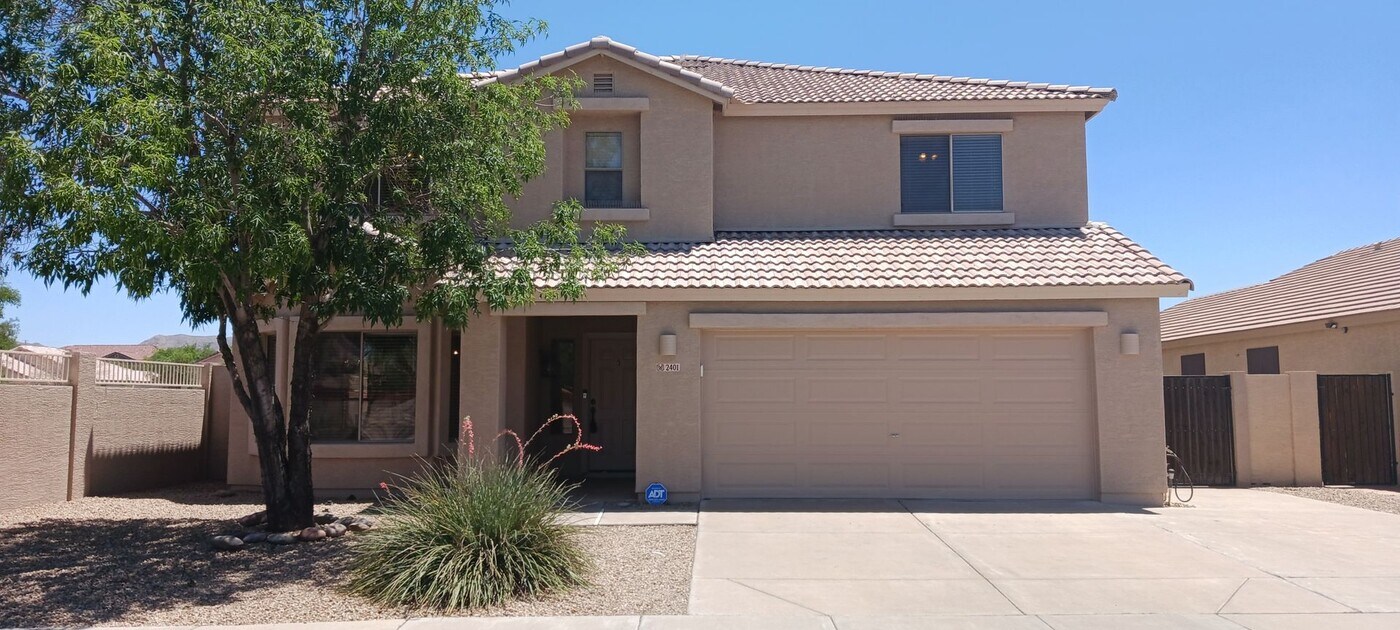 2401 W Darrel Rd in Phoenix, AZ - Building Photo