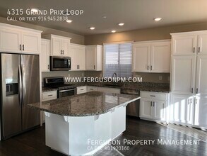 4315 Grand Prix Lp in Rocklin, CA - Building Photo - Building Photo