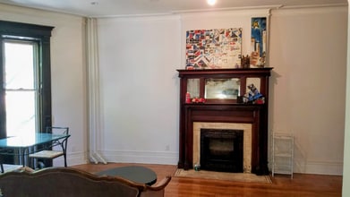 272 Decatur St, Unit 2 in Brooklyn, NY - Foto de edificio - Building Photo