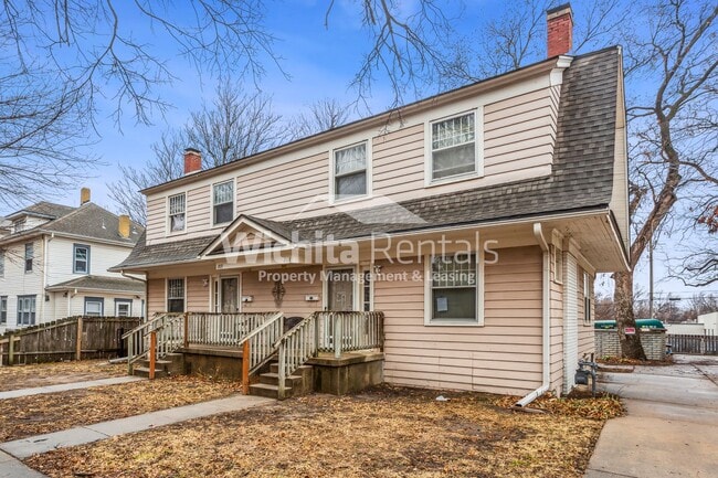211 N Holyoke St in Wichita, KS - Building Photo - Building Photo