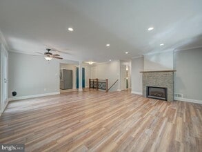 8606 London Ct in Springfield, VA - Building Photo - Building Photo