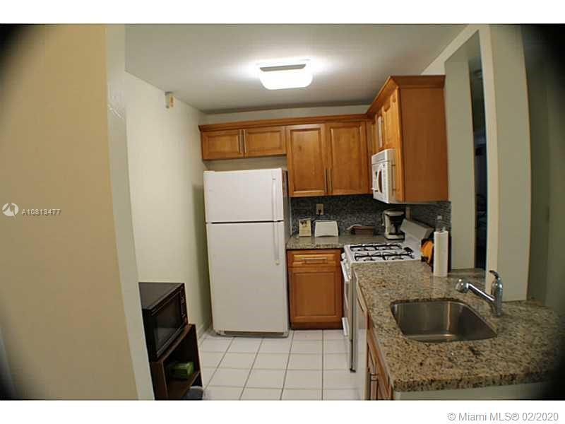 2201 Brickell Ave-Unit -68 in Miami, FL - Building Photo