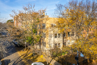 4700 N Malden St in Chicago, IL - Building Photo - Building Photo