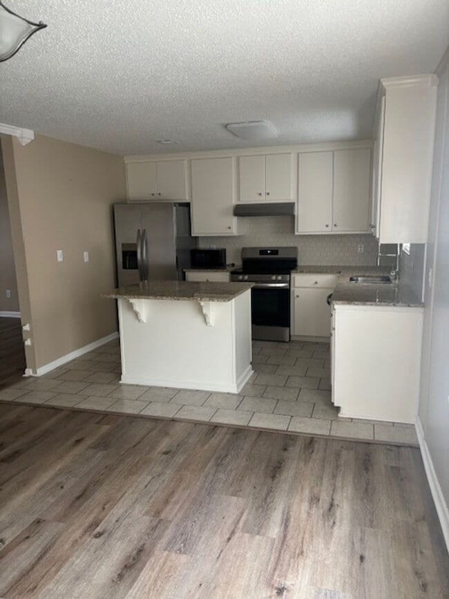 2704 Cranbrook Dr in Hephzibah, GA - Building Photo - Building Photo