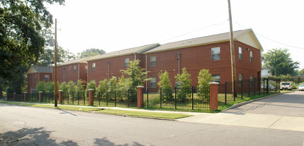 1465 Court Ave in Memphis, TN - Building Photo - Building Photo