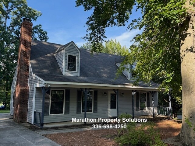 1129 Eagle Rd in Greensboro, NC - Building Photo