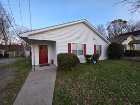 217 S Hancock St in Murfreesboro, TN - Building Photo