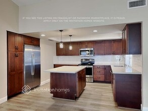 8428 Mulcahy Ave in Las Vegas, NV - Foto de edificio - Building Photo