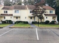 1712 Early Settlers Rd