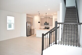 1433 Waverunner Ln in Winter Garden, FL - Building Photo - Building Photo