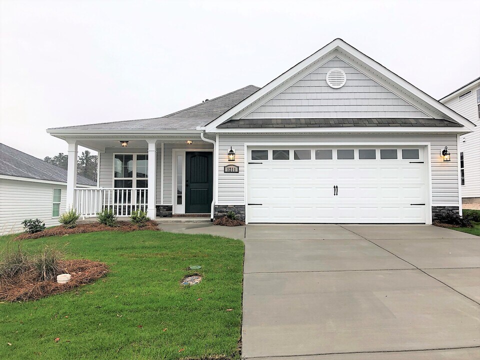 1211 Belgrove Dr in Augusta, GA - Building Photo
