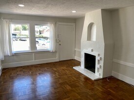 738 Rand Ave, Unit A