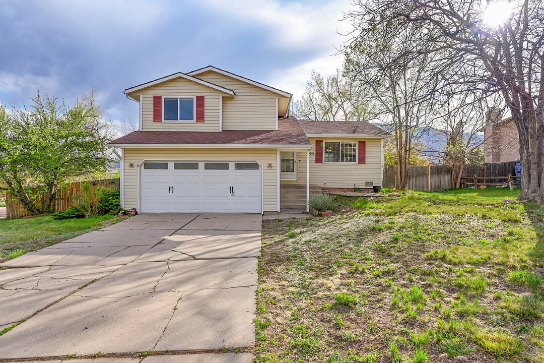 1535 Tealwood Ct in Colorado Springs, CO - Building Photo