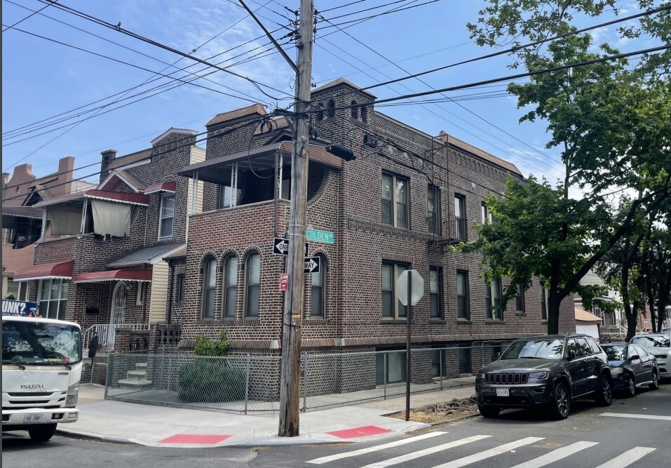 1000 Van Nest Ave in Bronx, NY - Building Photo