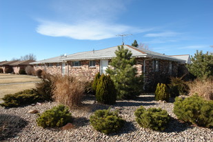 7055-7075 E 60th Pl in Commerce City, CO - Building Photo