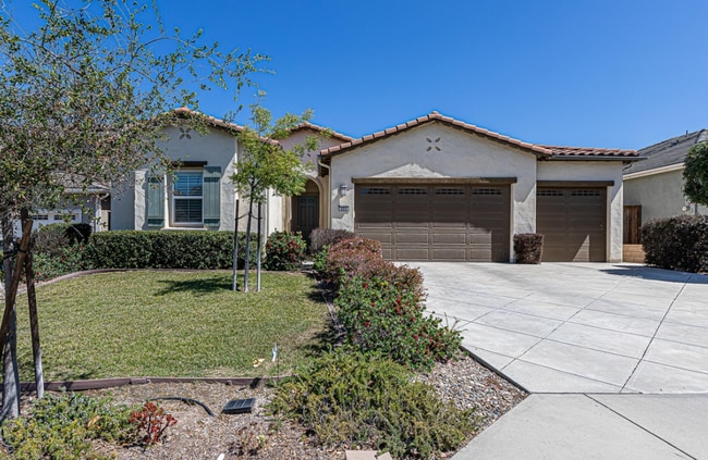 property at 955 Romneya Ln