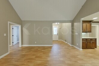 94 Old Orchard Rd in Florence, AL - Building Photo - Building Photo