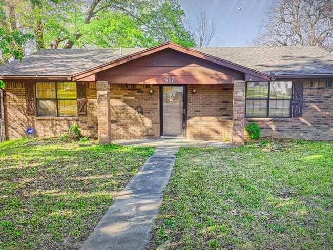 property at 617 E Miami Ave