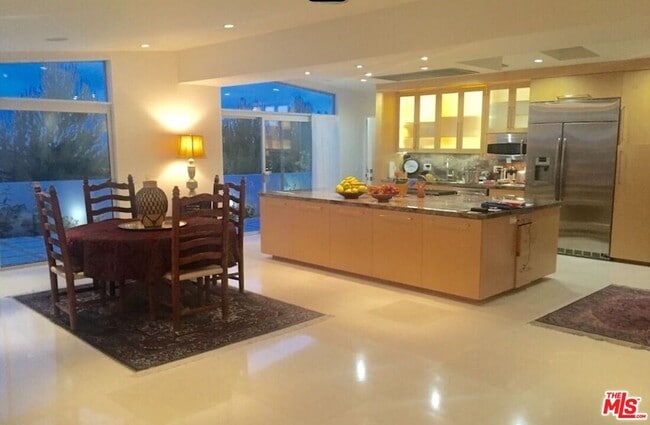 3440 Shoreheights Dr in Malibu, CA - Building Photo - Building Photo