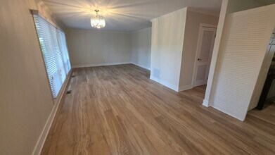 720 Alcoa Ln in Hoffman Estates, IL - Building Photo - Building Photo