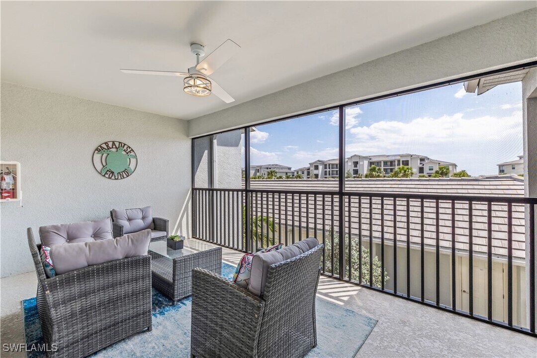 43021 Greenway Blvd in Punta Gorda, FL - Foto de edificio